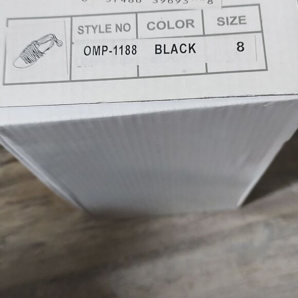 Olivia Miller Black Fringe Sandals Sz 8 NIB - Picture 6 of 6